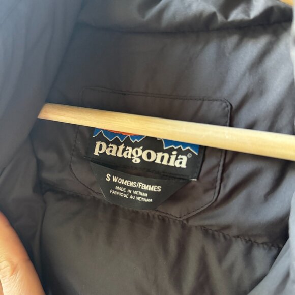 Patagonia, Women's Down Jacket, Black, Small - Picture 2 of 5